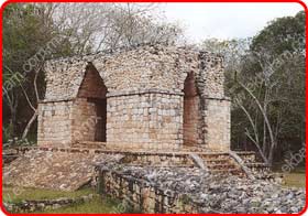 Zona Arqueologica Ekbalam